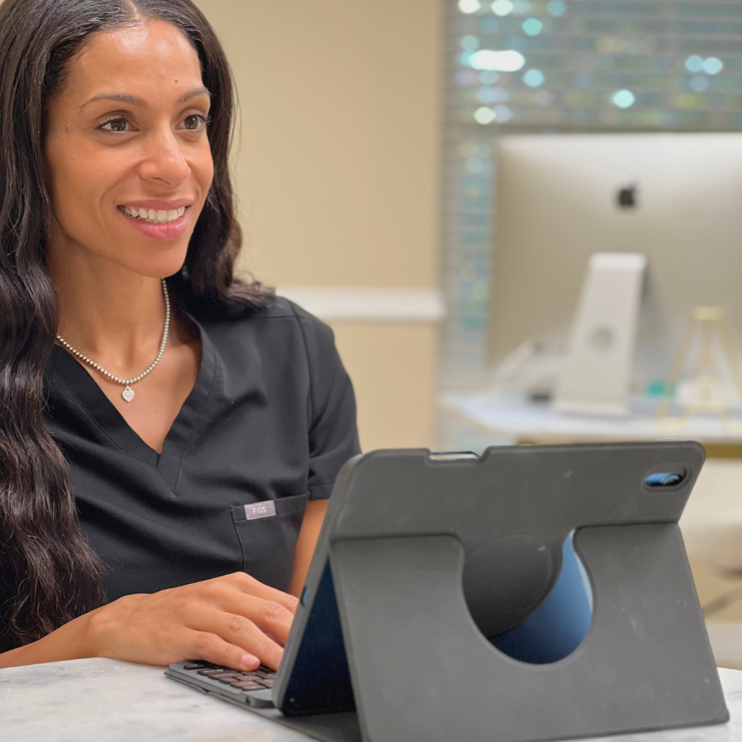 Alyssa Harrison, NuPush Wellness, in a wellness consultation